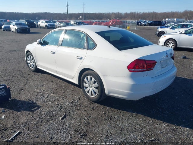 44003685 :رقم المزاد ، 1VWAP7A33DC122869 vin ، 2013 Volkswagen Passat 2.5l S مزاد بيع
