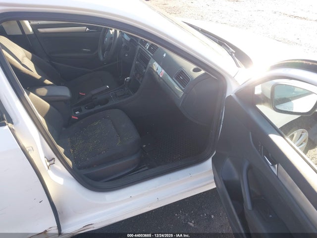 44003685 :رقم المزاد ، 1VWAP7A33DC122869 vin ، 2013 Volkswagen Passat 2.5l S مزاد بيع