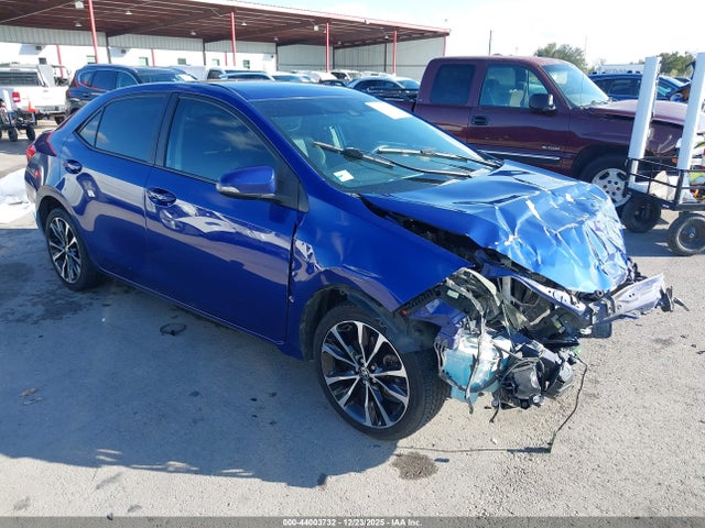 Toyota COROLLA SE 2018 5YFBURHE2JP758222 main image