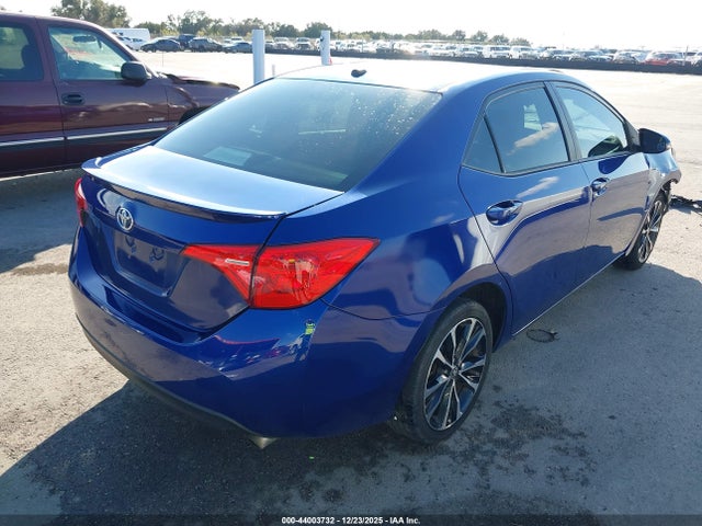 Toyota COROLLA SE 2018 5YFBURHE2JP758222 Image 4