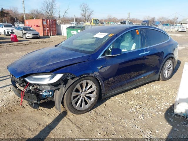 2016 TESLA MODEL X 5YJXCDE2XGF025992 Photo 1