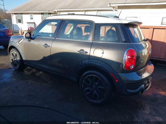 2012 MINI COOPER S COUNTRYMAN WMWZC5C56CWL60777 Photo 2