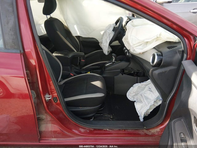 44003784 :رقم المزاد ، 3N1CN8EV3LL832234 vin ، 2020 Nissan Versa Sv Xtronic Cvt مزاد بيع
