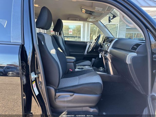 2014 TOYOTA 4RUNNER JTEBU5JR3E5171838 Photo 4