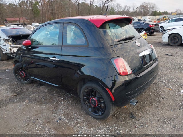 2015 FIAT 500 3C3CFFARXFT612525 Photo 2