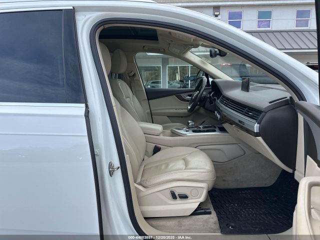 2018 AUDI Q7 WA1AHBF7XJD045545 Photo 4