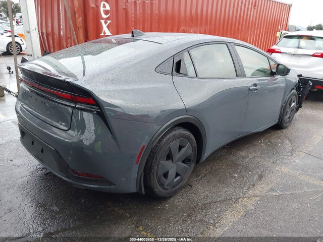 JTDACAAU2T3068807 Toyota Prius Le