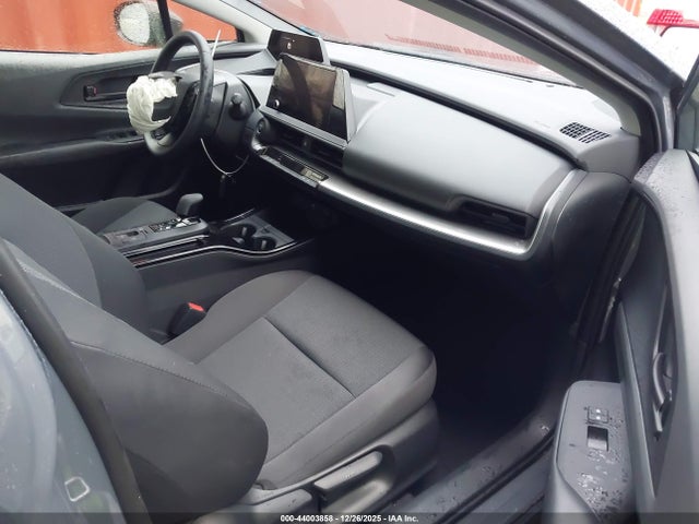 JTDACAAU2T3068807 Toyota Prius Le