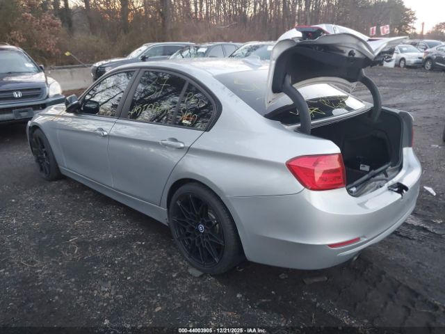 2015 BMW 320I WBA3C3C52FP663533 Photo 2