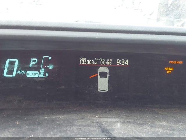 JTDKDTB37E1071008 Toyota Prius C Three