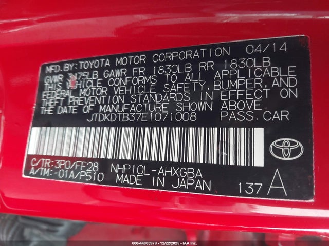 JTDKDTB37E1071008 Toyota Prius C Three