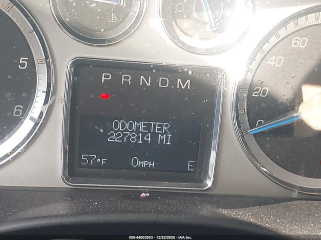 2010 CADILLAC ESCALADE 1GYUKBEF6AR249155 Photo 6