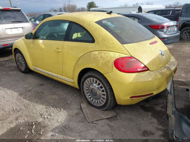 2014 VOLKSWAGEN BEETLE 3VWJ07AT9EM634379 Photo 2