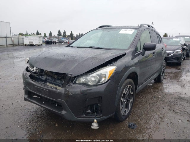 Subaru Crosstrek 2.0i Premium 2016 JF2GPABC6G8200210 Image 2
