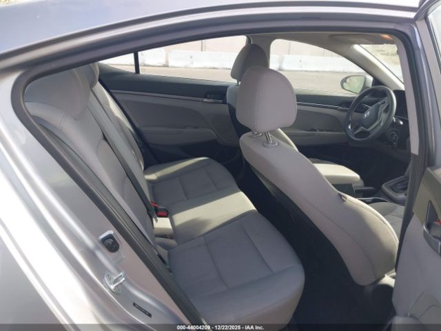 2017 HYUNDAI ELANTRA 5NPD74LF4HH211981 Photo 7