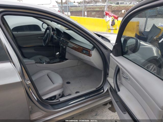 2009 BMW 328I WBAPH57529NL78579 Photo 4