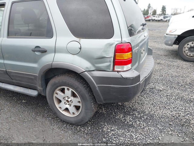 2005 Ford Escape Xlt მანქანა იყიდება აუქციონზე, vin: 1FMCU93145KD99979, აუქციონის ნომერი: 44004275