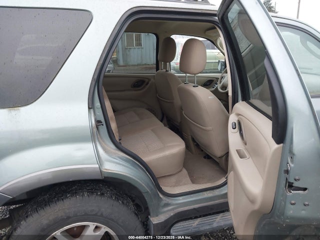2005 Ford Escape Xlt მანქანა იყიდება აუქციონზე, vin: 1FMCU93145KD99979, აუქციონის ნომერი: 44004275