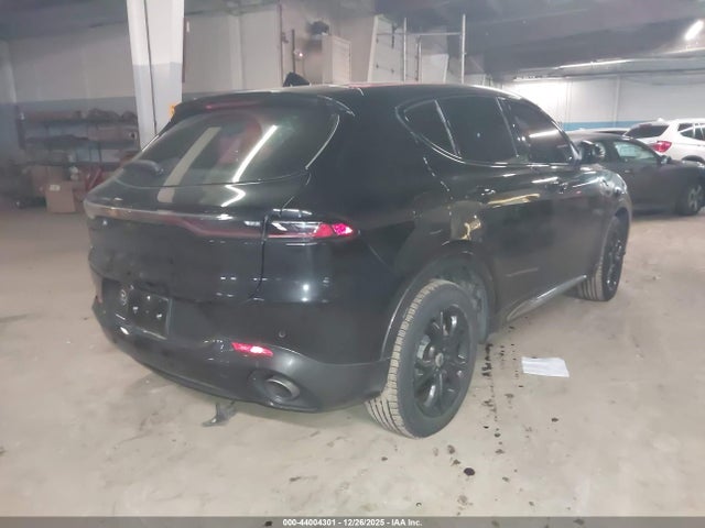 2024 DODGE HORNET ZACPDFDW7R3A11094 Photo 3