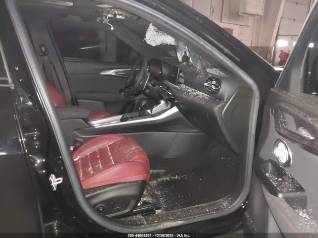 2024 DODGE HORNET ZACPDFDW7R3A11094 Photo 4