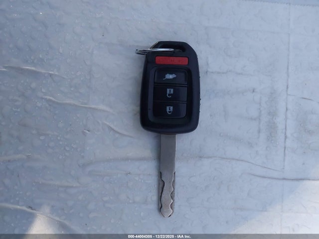 2HKRM4H34GH663795 Honda CR-V LX