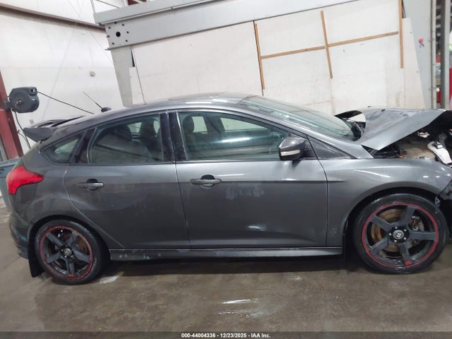 1FADP3L91JL283040 Ford FOCUS ST