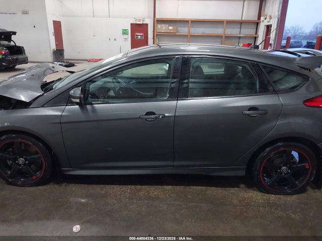 1FADP3L91JL283040 Ford FOCUS ST