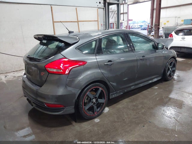 1FADP3L91JL283040 Ford FOCUS ST