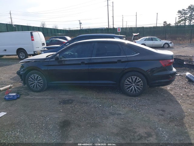 44004337 :رقم المزاد ، 3VWC57BU7MM015229 vin ، 2021 Volkswagen Jetta 1.4t R-line/1.4t S/1.4t Se مزاد بيع