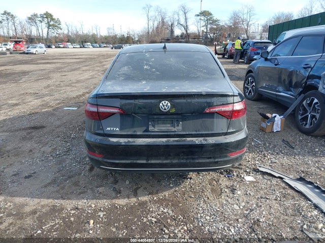 44004337 :رقم المزاد ، 3VWC57BU7MM015229 vin ، 2021 Volkswagen Jetta 1.4t R-line/1.4t S/1.4t Se مزاد بيع