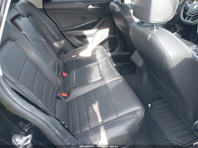 44004337 :رقم المزاد ، 3VWC57BU7MM015229 vin ، 2021 Volkswagen Jetta 1.4t R-line/1.4t S/1.4t Se مزاد بيع