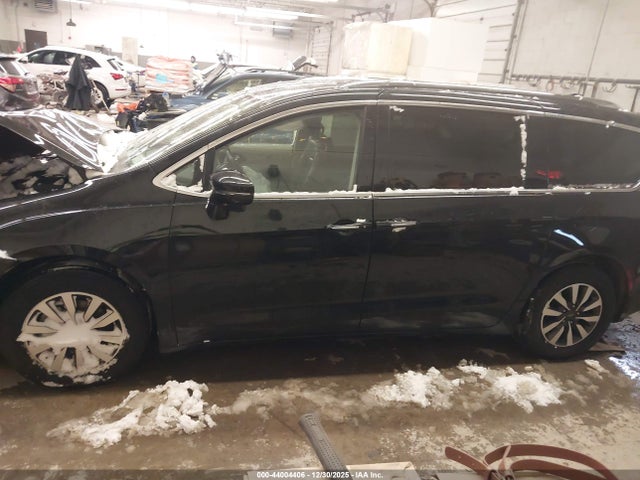 Продажа на аукционе авто 2021 Chrysler Pacifica Touring L, vin: 2C4RC1BG7MR511487, номер лота: 44004406