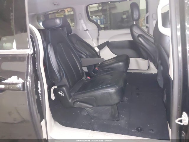 Продажа на аукционе авто 2021 Chrysler Pacifica Touring L, vin: 2C4RC1BG7MR511487, номер лота: 44004406