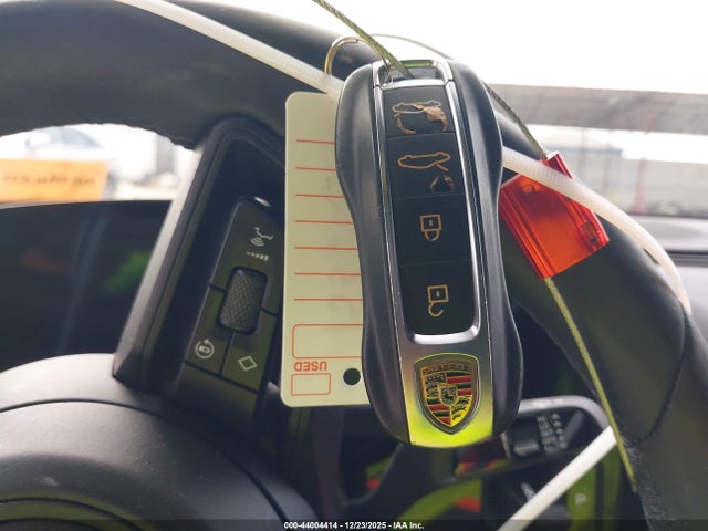 2022 PORSCHE TAYCAN WP0AA2Y1XNSA11970 Photo 10