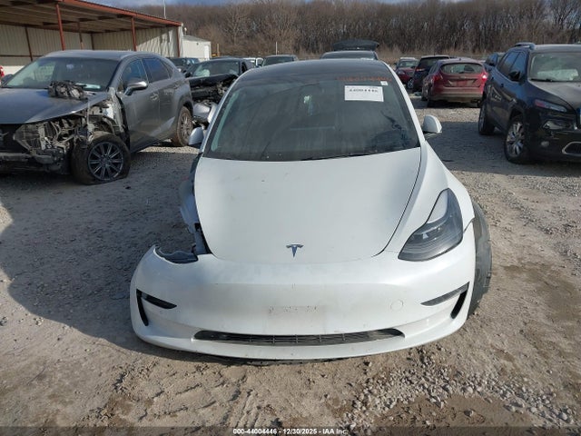 5YJ3E1EB1NF129291 Tesla Model 3 Long Range Dual Motor All-wheel Drive