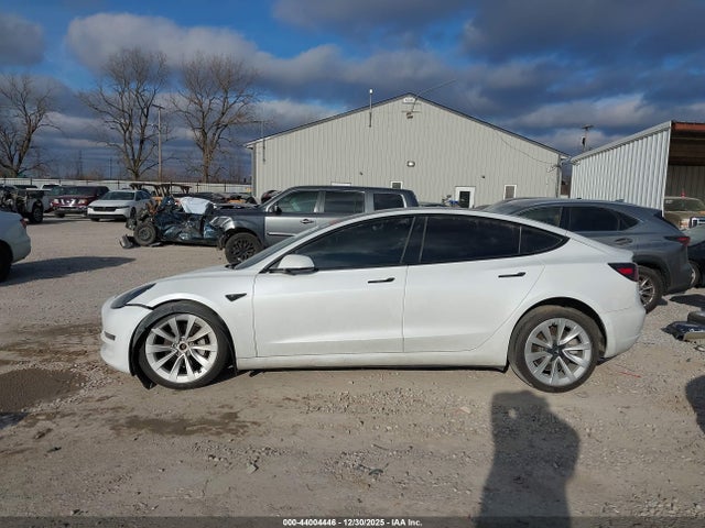 5YJ3E1EB1NF129291 Tesla Model 3 Long Range Dual Motor All-wheel Drive