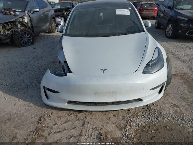 5YJ3E1EB1NF129291 Tesla Model 3 Long Range Dual Motor All-wheel Drive