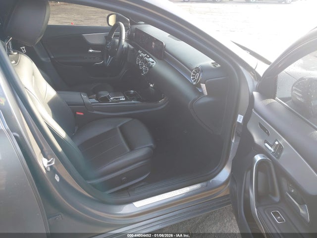 2020 MERCEDES-BENZ A 220 W1K3G4EB6LJ220127 Photo 4