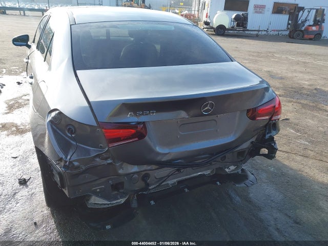 2020 MERCEDES-BENZ A 220 W1K3G4EB6LJ220127 Photo 5