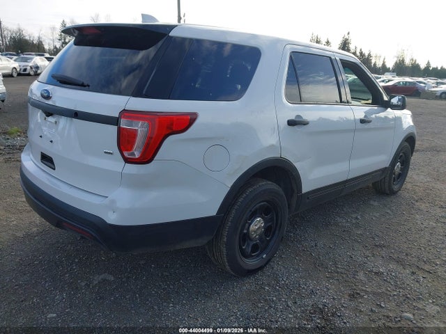Ford Utility Police Interceptor 2017 1FM5K8AR4HGA77643 Image 4