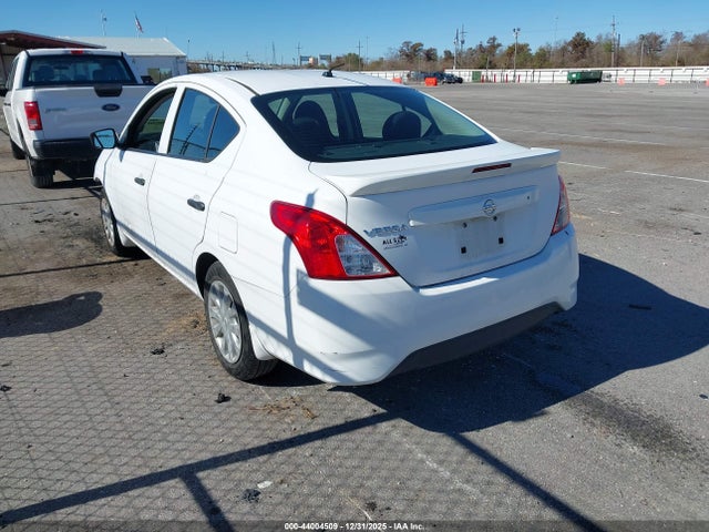 3N1CN7AP5HL845849 Nissan Versa 1.6 S+