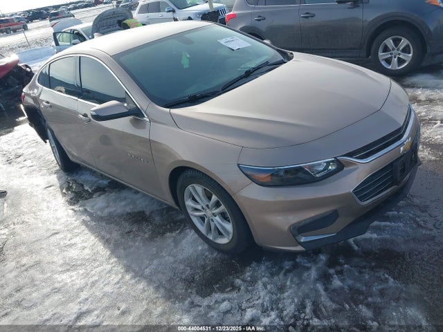 1G1ZD5ST3JF215105 Chevrolet MALIBU LT