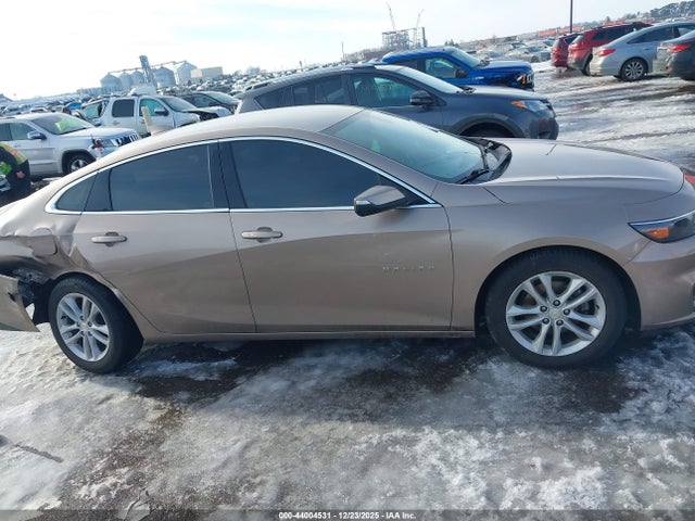 1G1ZD5ST3JF215105 Chevrolet MALIBU LT