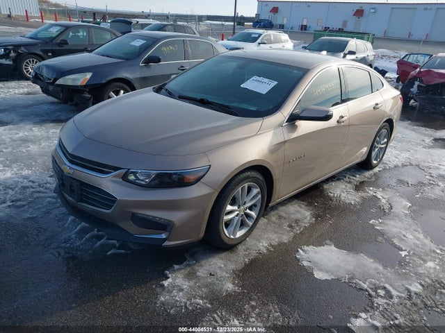 1G1ZD5ST3JF215105 Chevrolet MALIBU LT