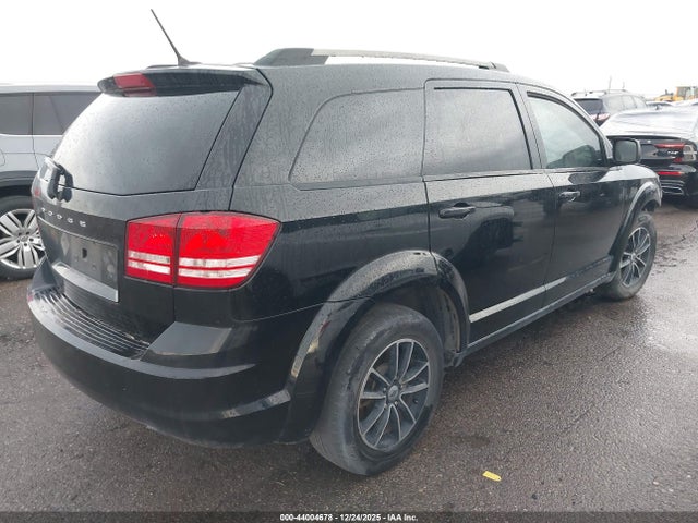 3C4PDCAB9JT447886 Dodge JOURNEY SE