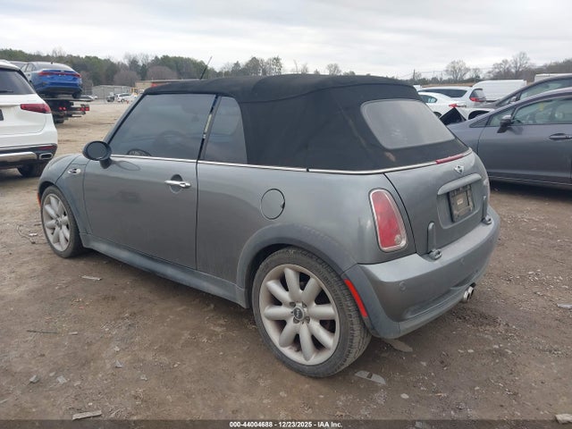 2005 MINI COOPER S WMWRH335X5TF85006 Photo 2