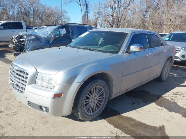 2010 CHRYSLER 300 2C3CA5CV6AH201255 Photo 1