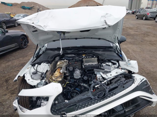 W1KMJ4HB0TF101218 Mercedes-Benz Cle 300