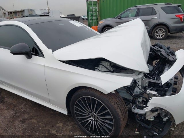 W1KMJ4HB0TF101218 Mercedes-Benz Cle 300