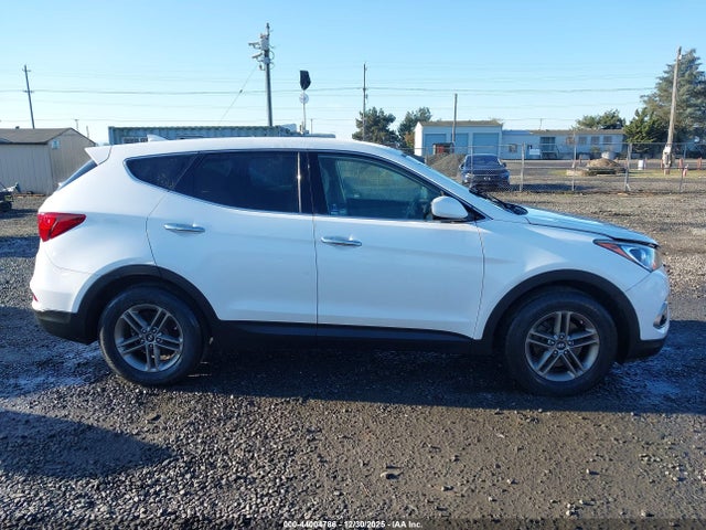 5XYZTDLB7HG394640 Hyundai Santa Fe Sport 2.4l